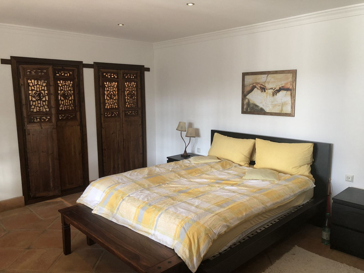 4 Bed Townhouse for sale in Estepona Costa Del Sol, Málaga, Spain