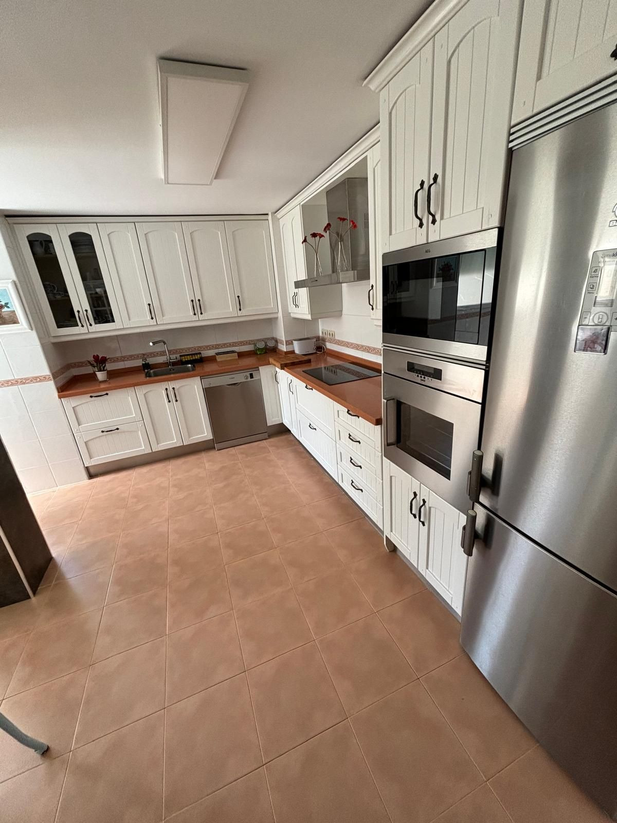 4 Bed Apartment for sale in Torremolinos Costa Del Sol, Málaga, Spain