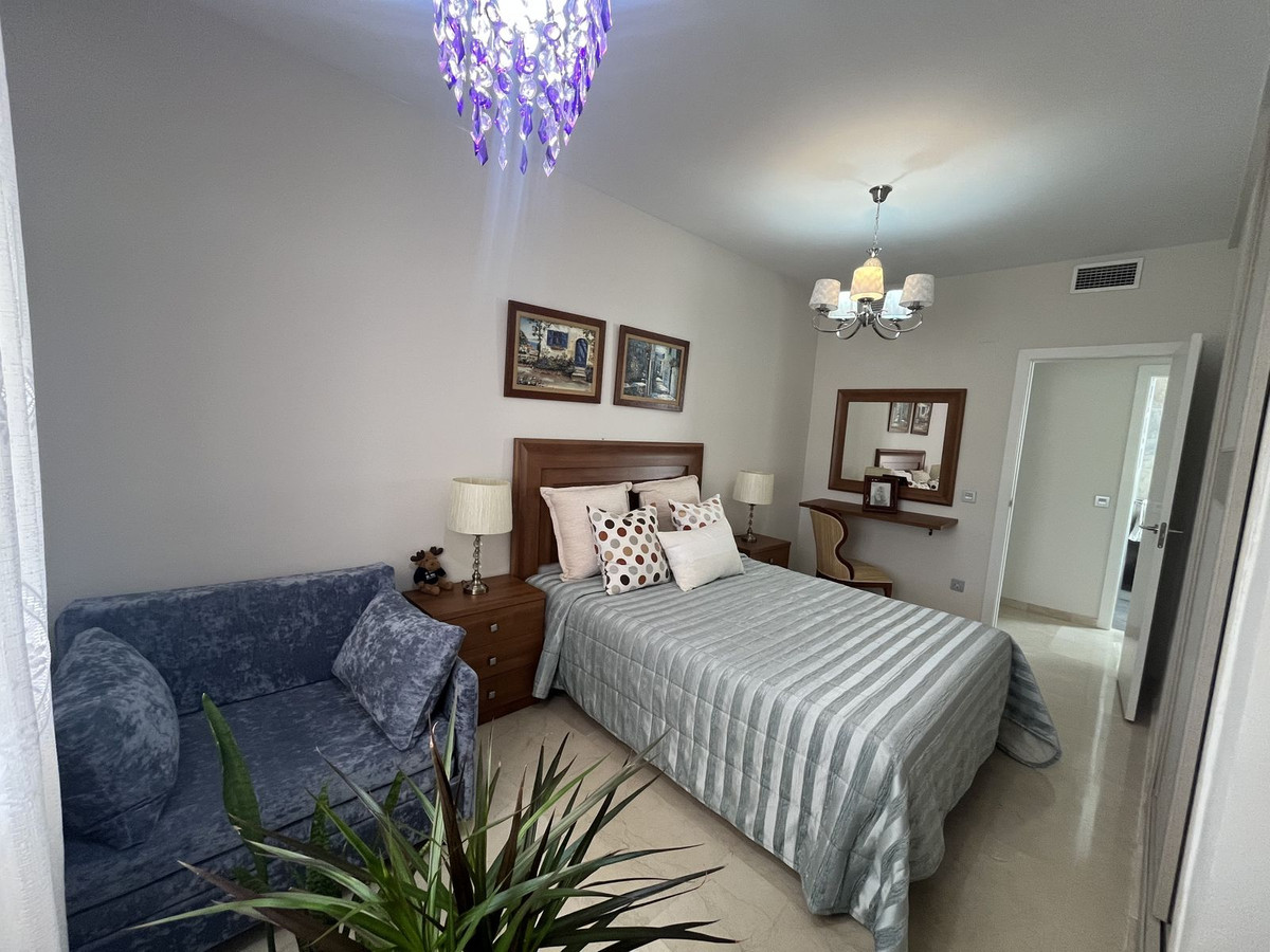 3 Bed Apartment for sale in Estepona Costa Del Sol, Málaga, Spain