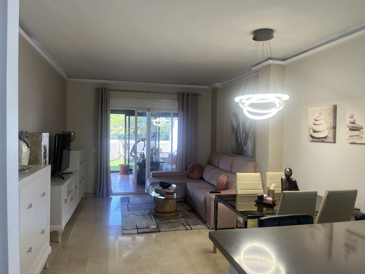 3 Bed Apartment for sale in Estepona Costa Del Sol, Málaga, Spain