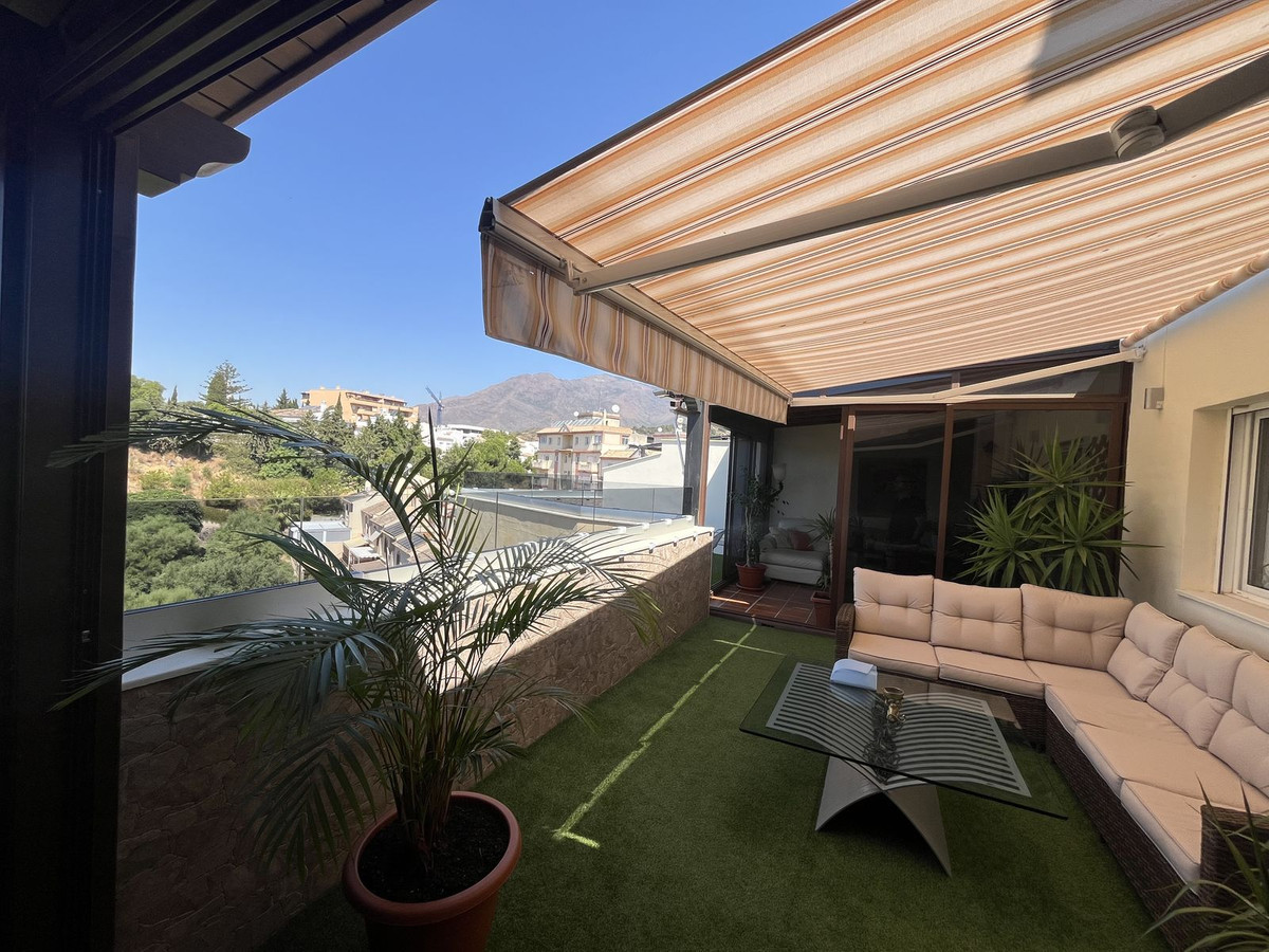 3 Bed Apartment for sale in Estepona Costa Del Sol, Málaga, Spain