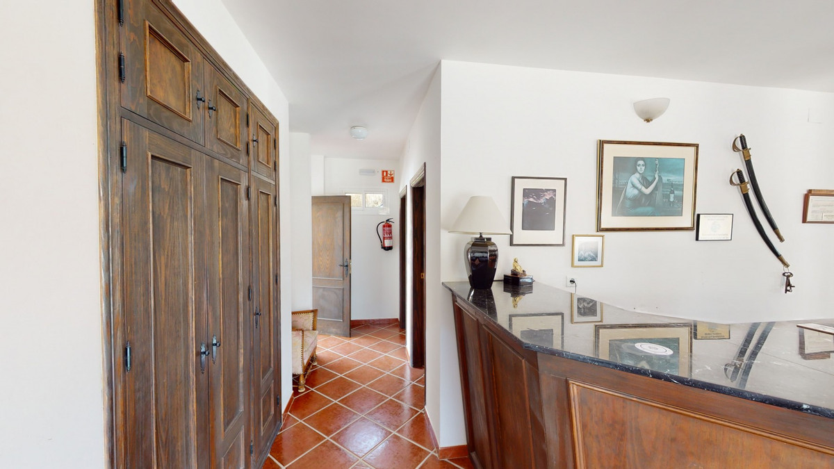 Se vende Villa - Chalet de 7 dormitorios en Costa Del Sol East, Málaga, España