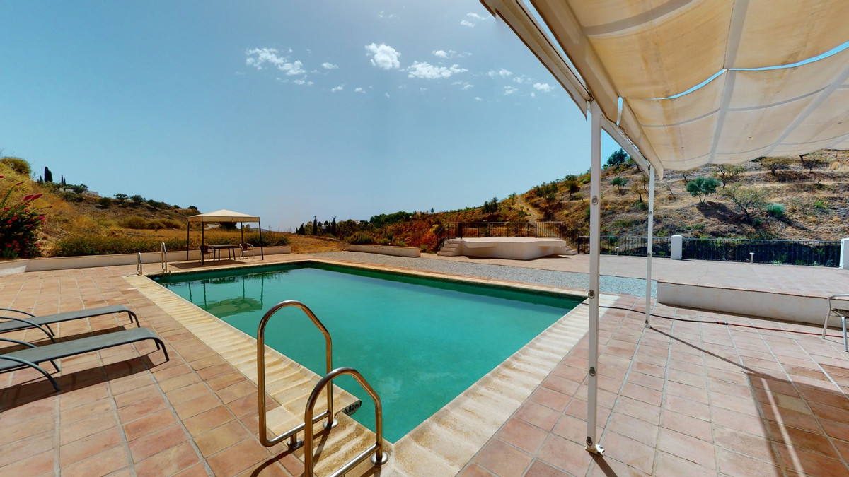 Se vende Villa - Chalet de 7 dormitorios en Costa Del Sol East, Málaga, España