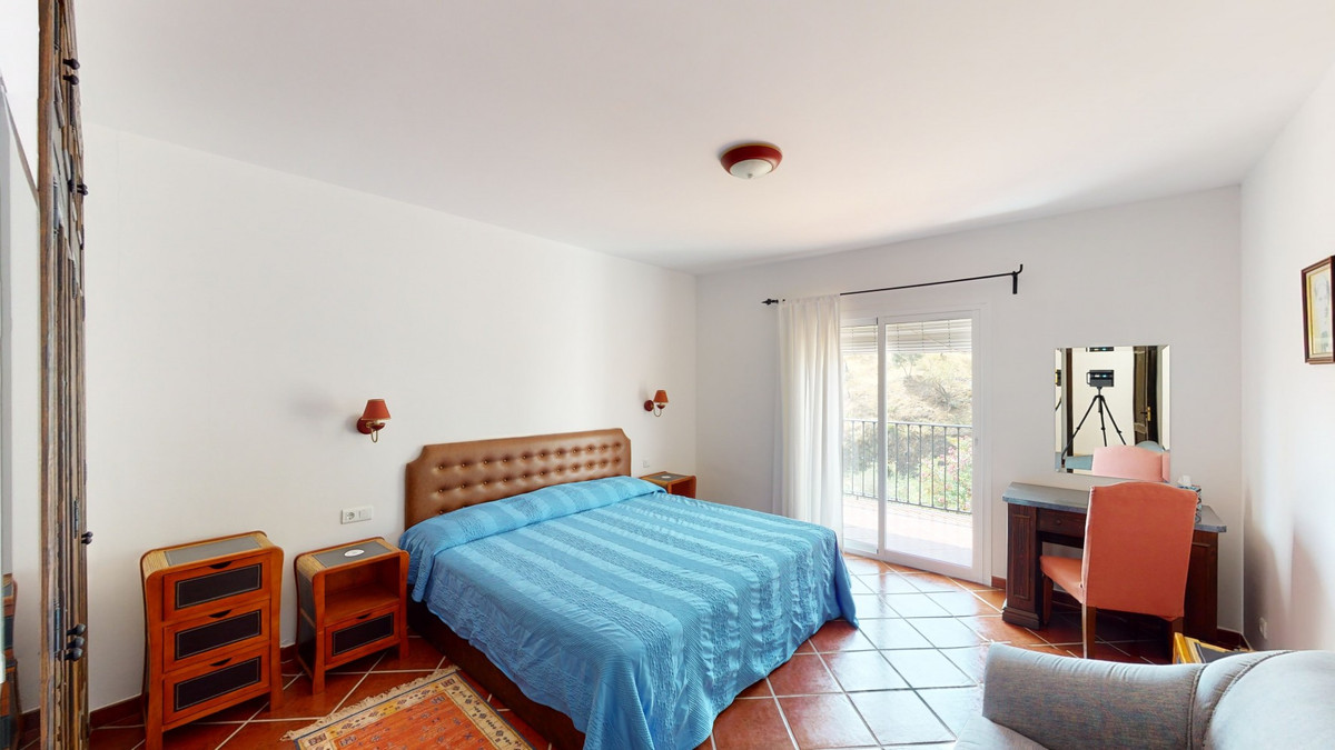 Se vende Villa - Chalet de 7 dormitorios en Costa Del Sol East, Málaga, España