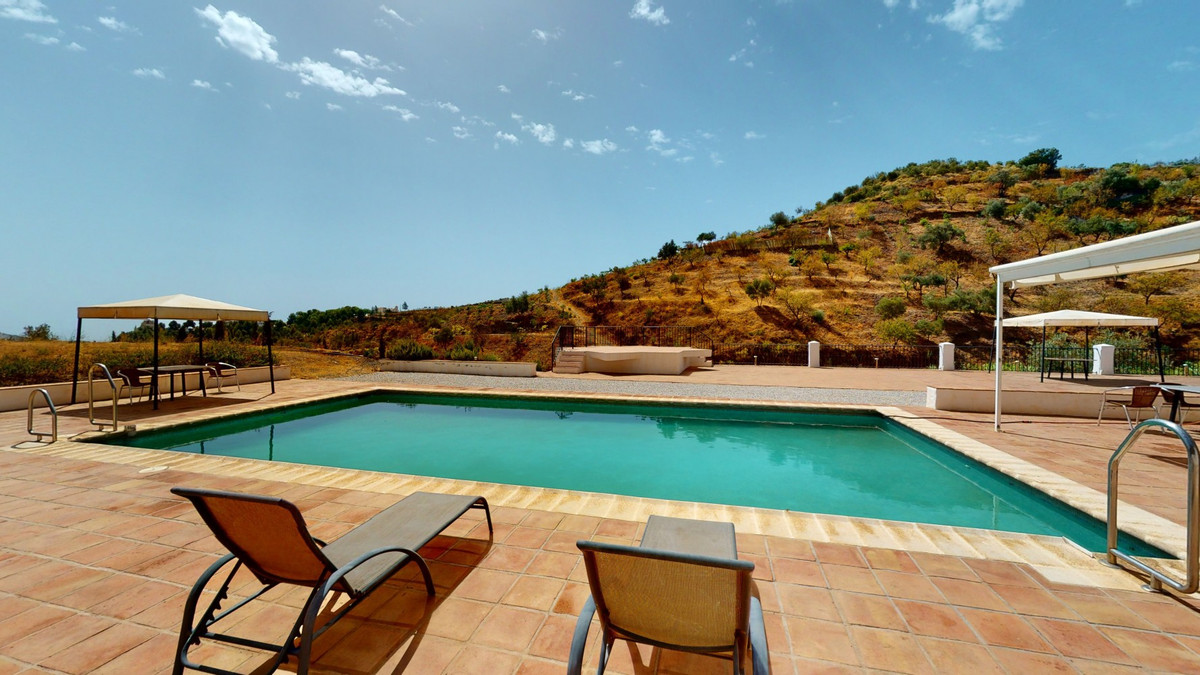 Se vende Villa - Chalet de 7 dormitorios en Costa Del Sol East, Málaga, España