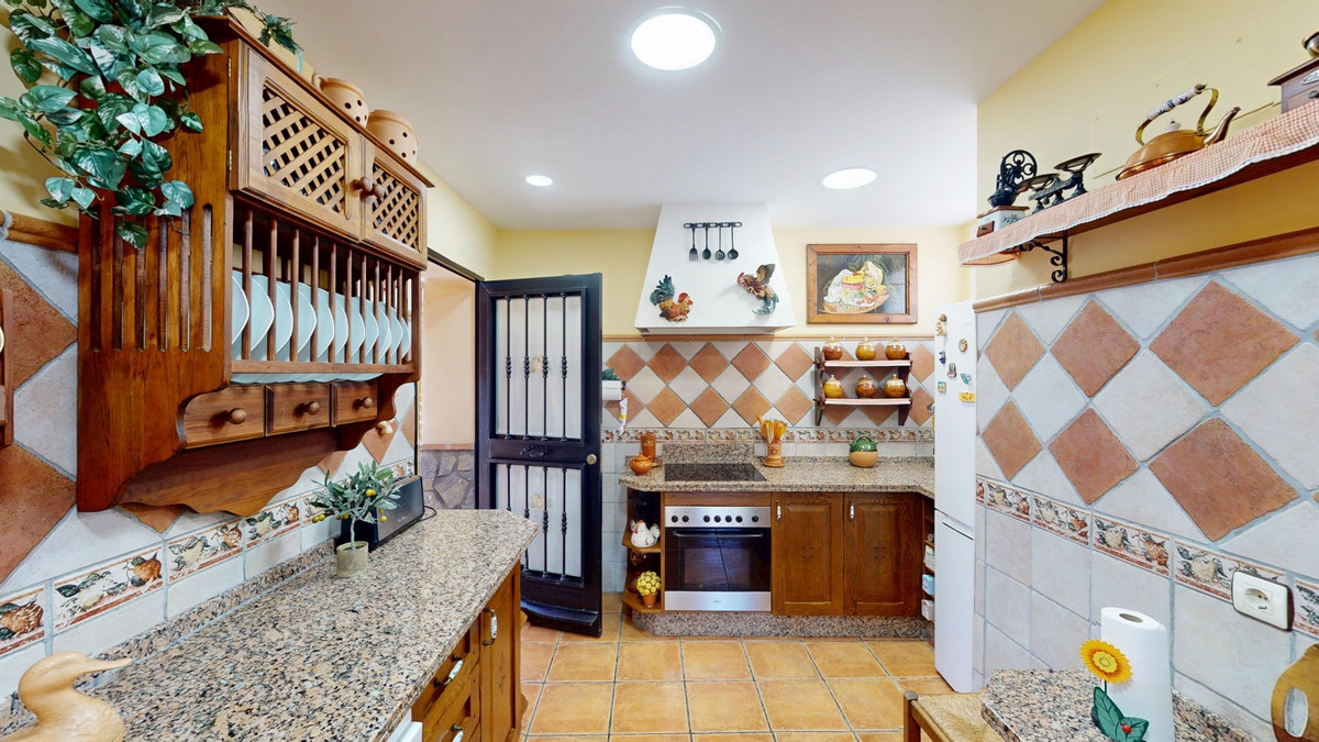 Se vende Villa - Chalet de 3 dormitorios en Costa Del Sol East, Málaga, España