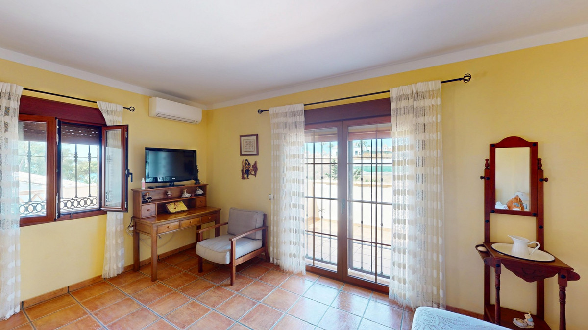 Se vende Villa - Chalet de 3 dormitorios en Costa Del Sol East, Málaga, España