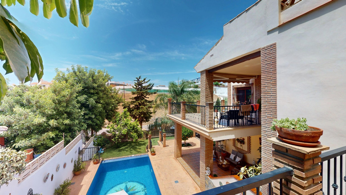 Se vende Villa - Chalet de 3 dormitorios en Costa Del Sol East, Málaga, España