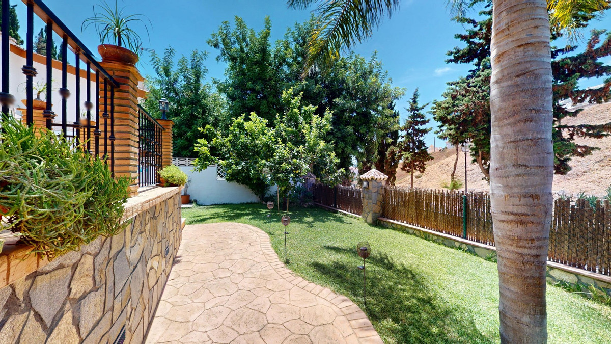 Se vende Villa - Chalet de 3 dormitorios en Costa Del Sol East, Málaga, España