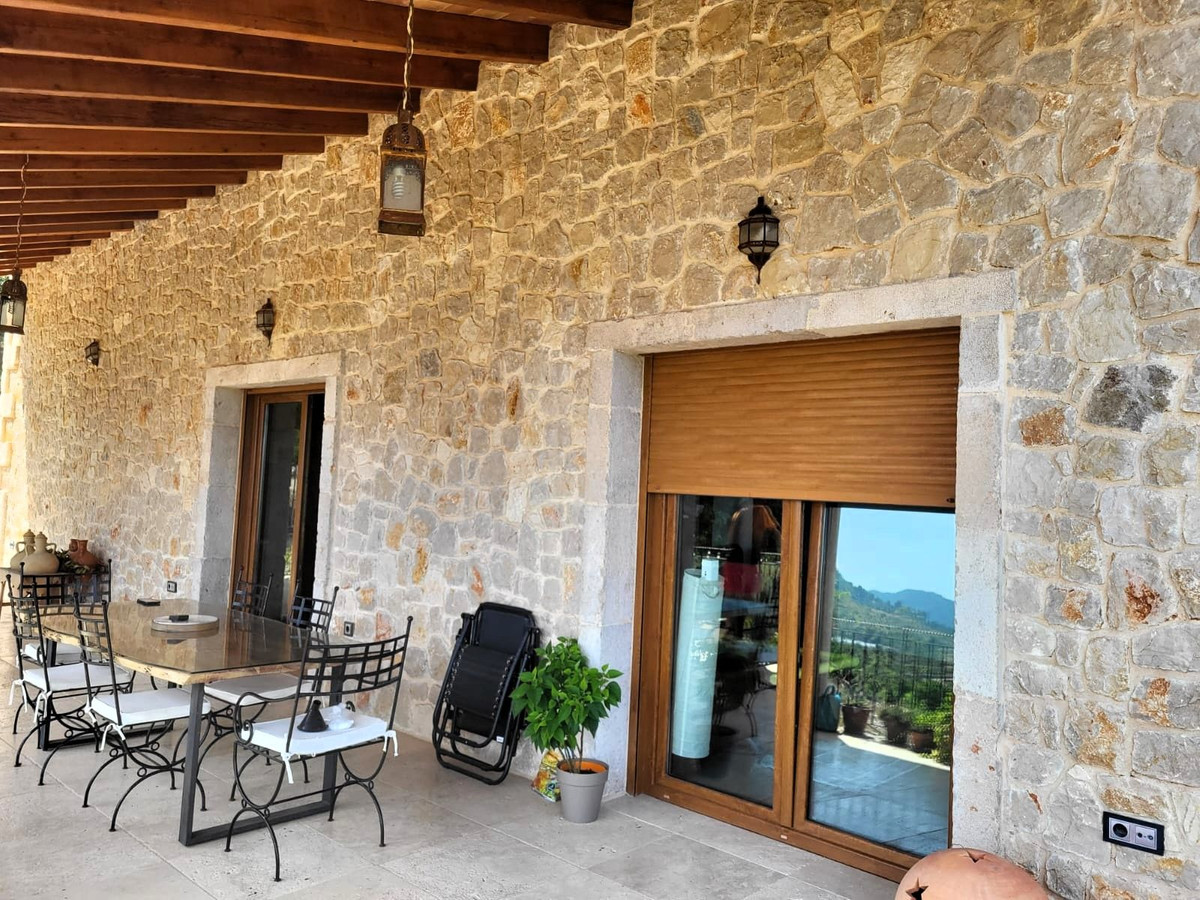 4 Bed Townhouse for sale in Pego Costa Blanca, Alicante, Spain