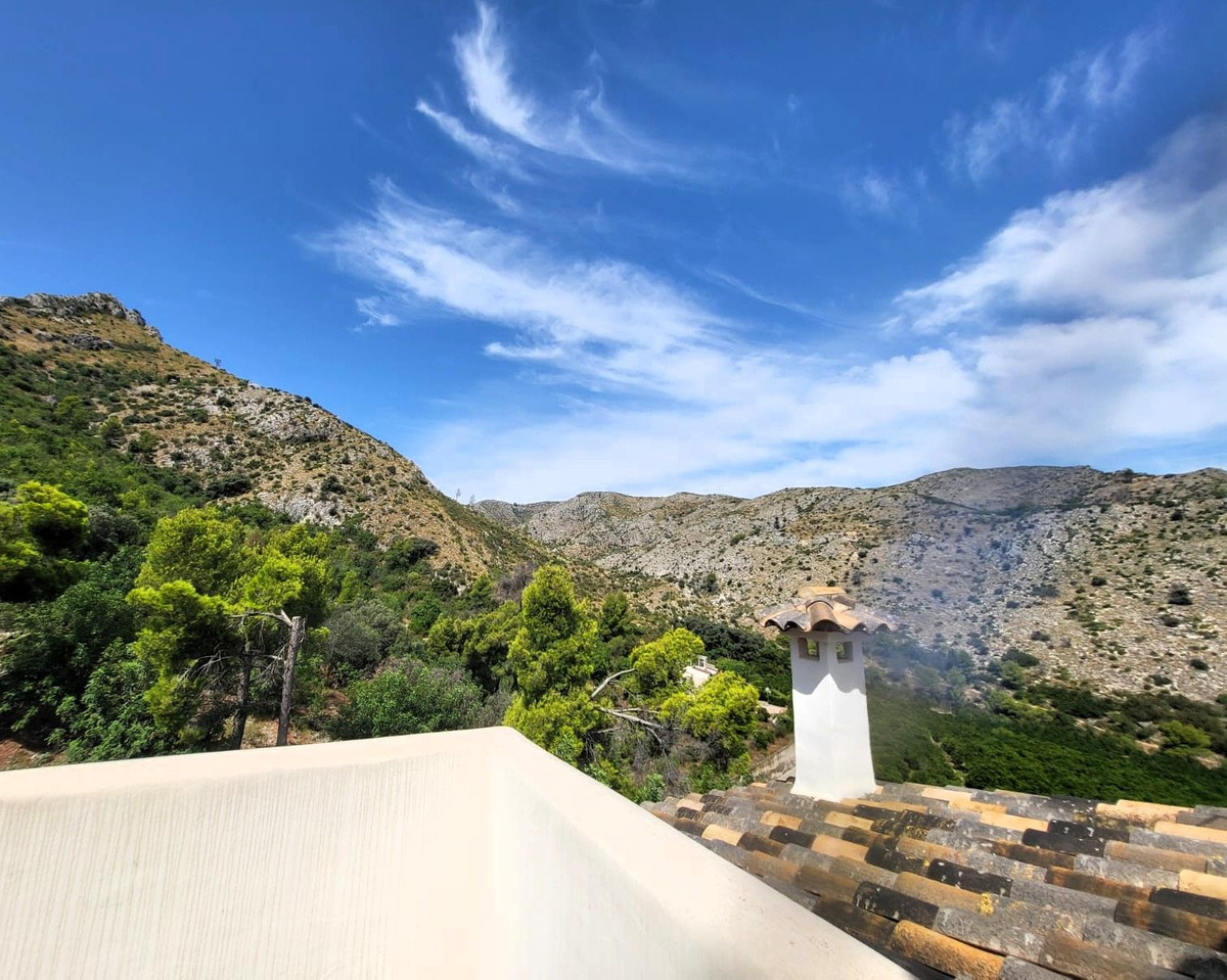 4 Bed Townhouse for sale in Pego Costa Blanca, Alicante, Spain