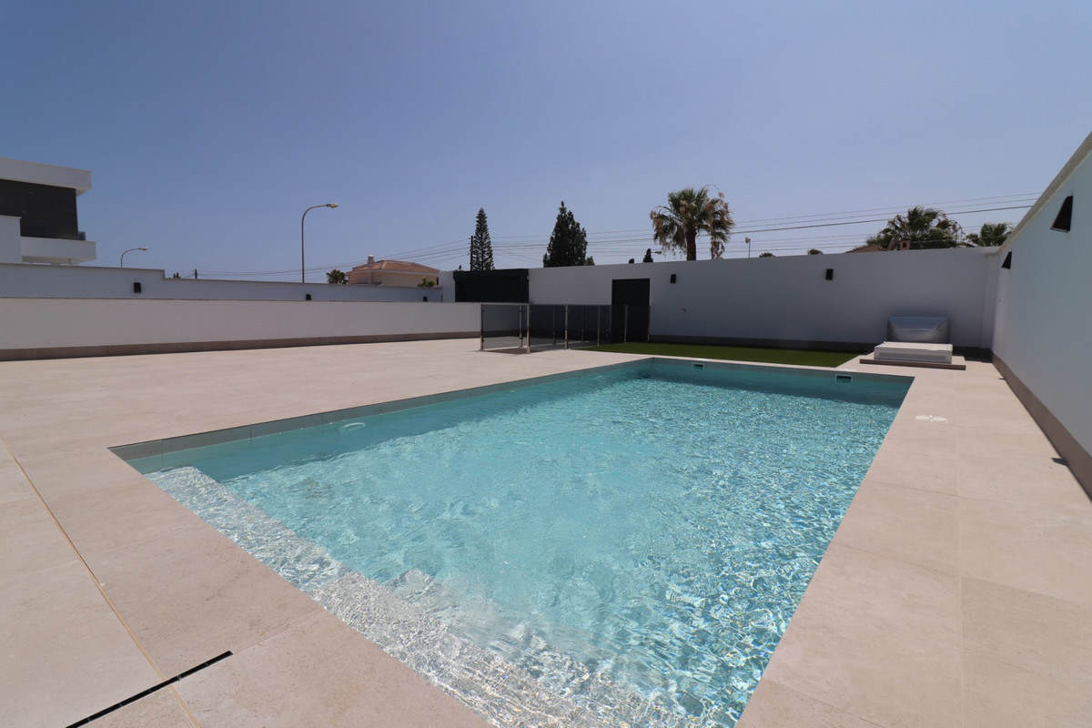 3 Bed Townhouse for sale in Ciudad Quesada Costa Blanca, Alicante, Spain