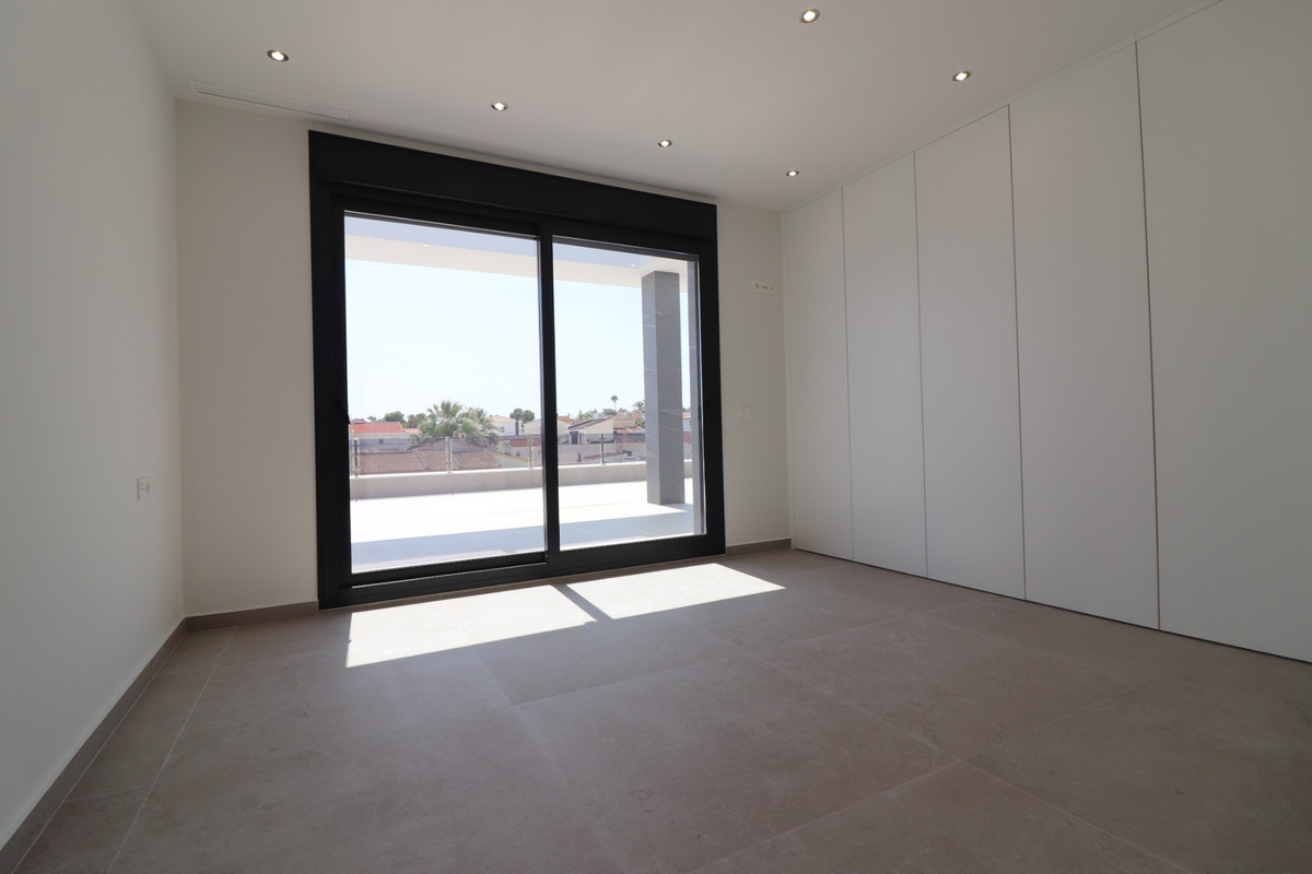 3 Bed Townhouse for sale in Ciudad Quesada Costa Blanca, Alicante, Spain