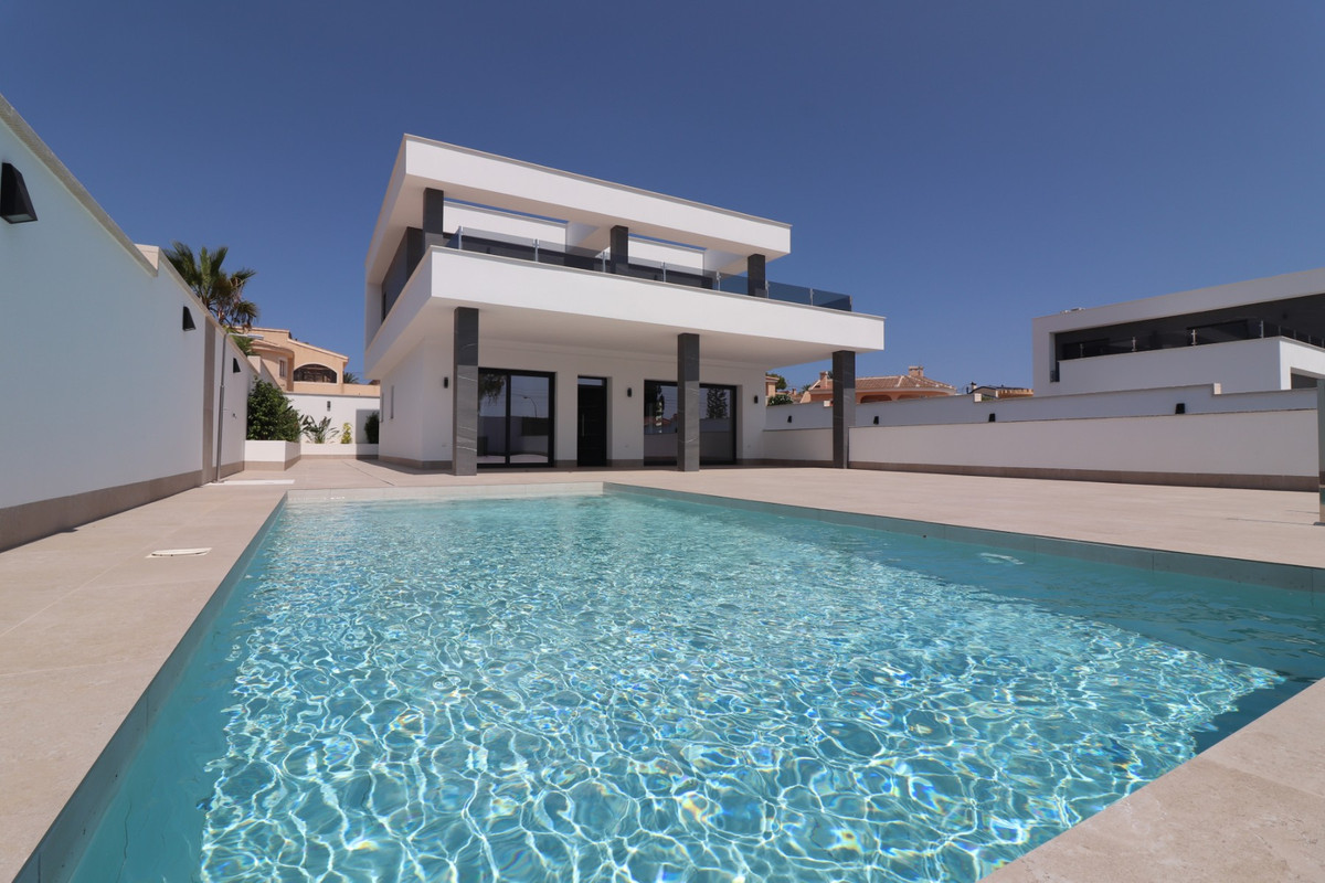 3 Bed Townhouse for sale in Ciudad Quesada Costa Blanca, Alicante, Spain