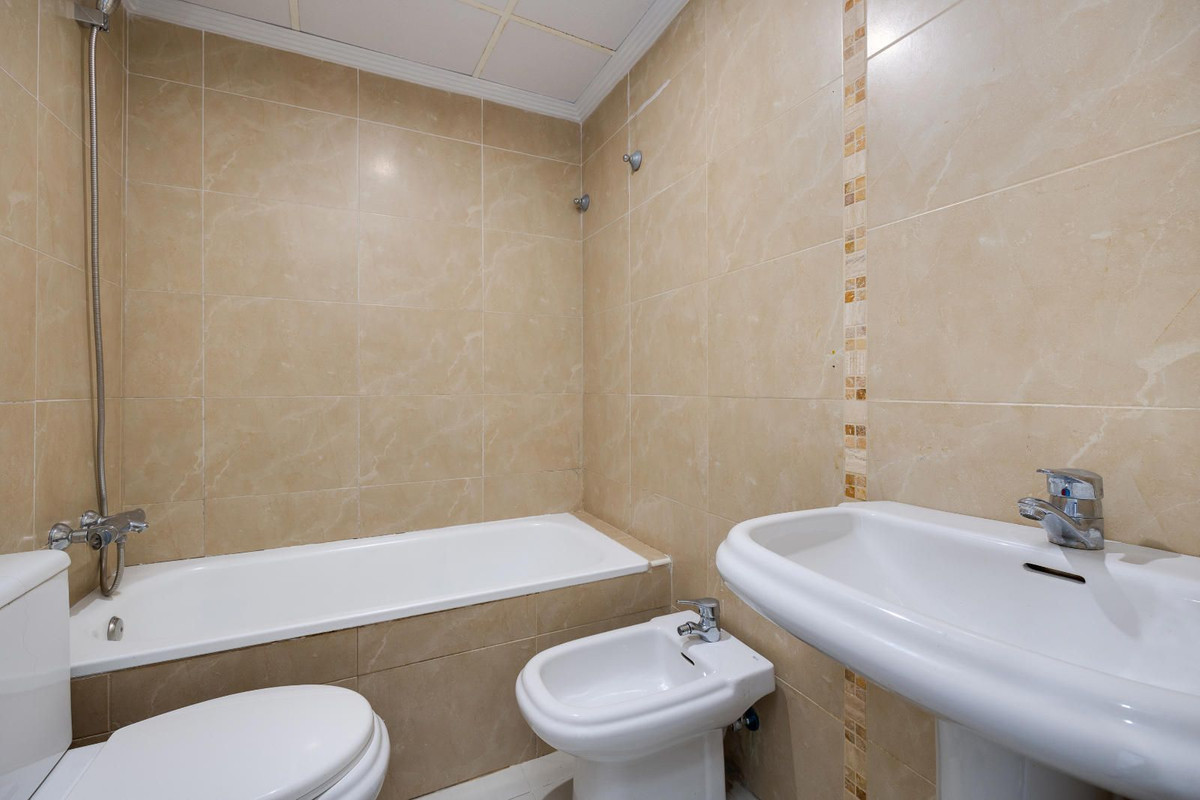3 Bed Apartment for sale in Torrevieja Costa Blanca, Alicante, Spain