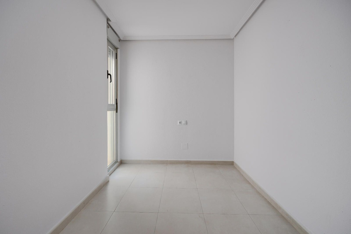 3 Bed Apartment for sale in Torrevieja Costa Blanca, Alicante, Spain