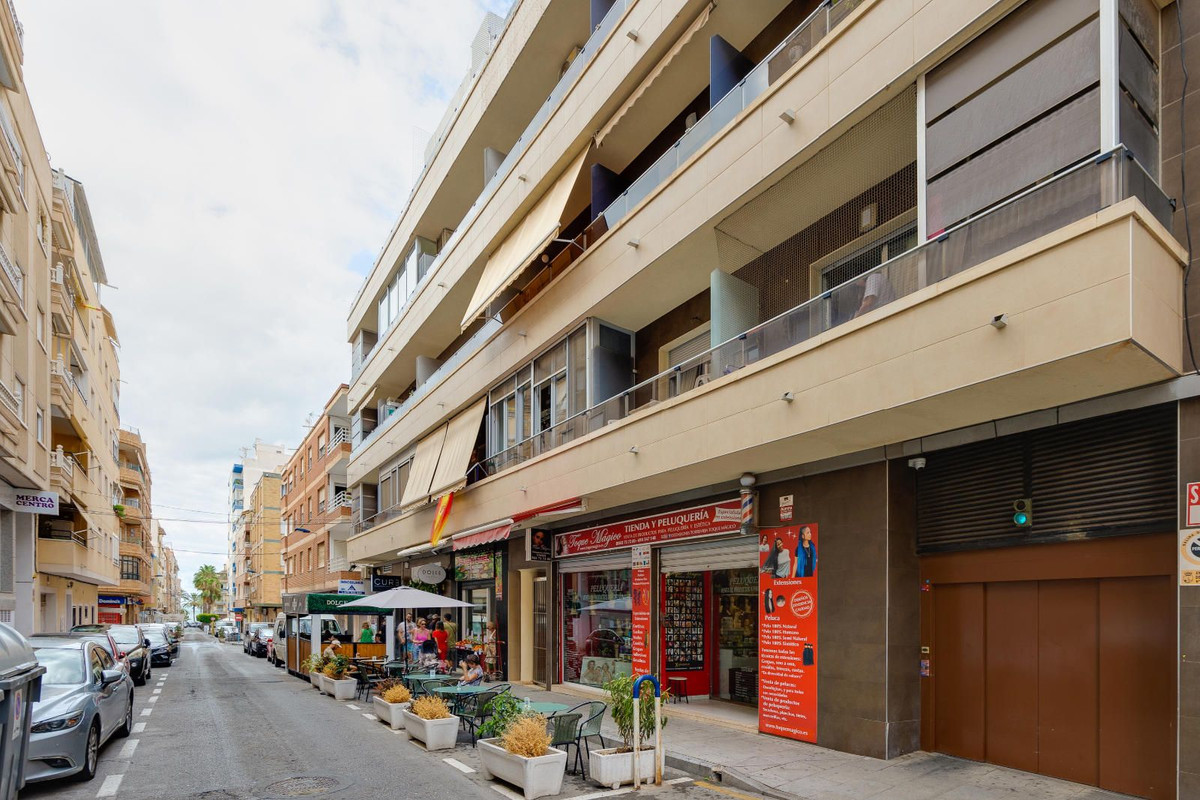 3 Bed Apartment for sale in Torrevieja Costa Blanca, Alicante, Spain
