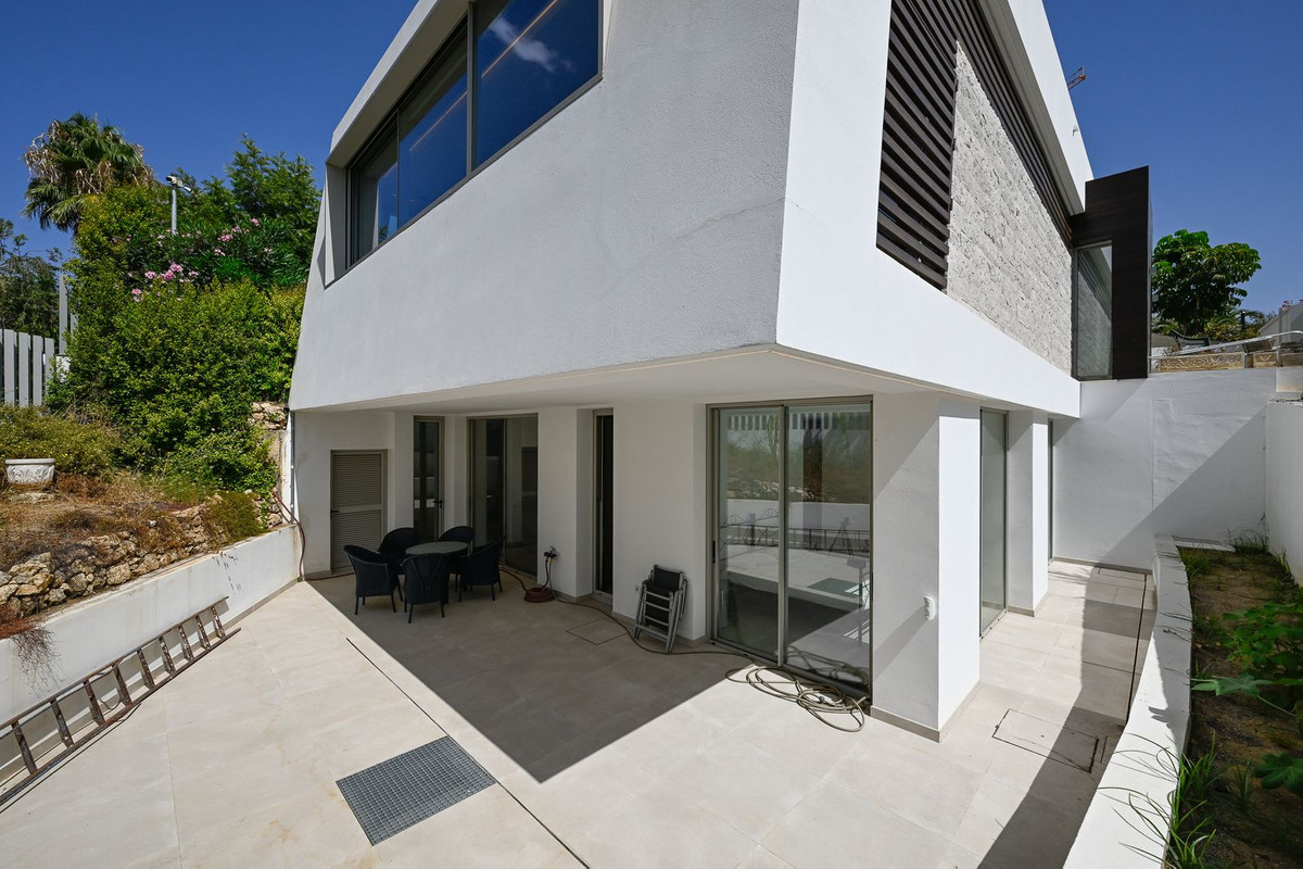 Se vende Villa - Chalet de 6 dormitorios en Costa Del Sol, Málaga, España