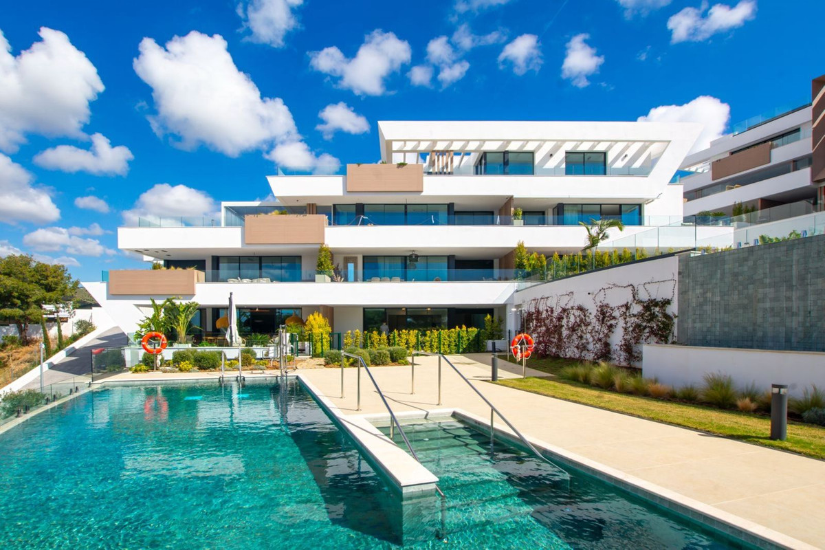 Se vende Apartamento Planta Baja de 3 dormitorios en Costa Del Sol, Málaga, España