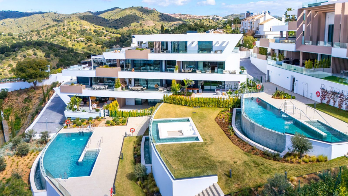Se vende Apartamento Planta Baja de 3 dormitorios en Costa Del Sol, Málaga, España