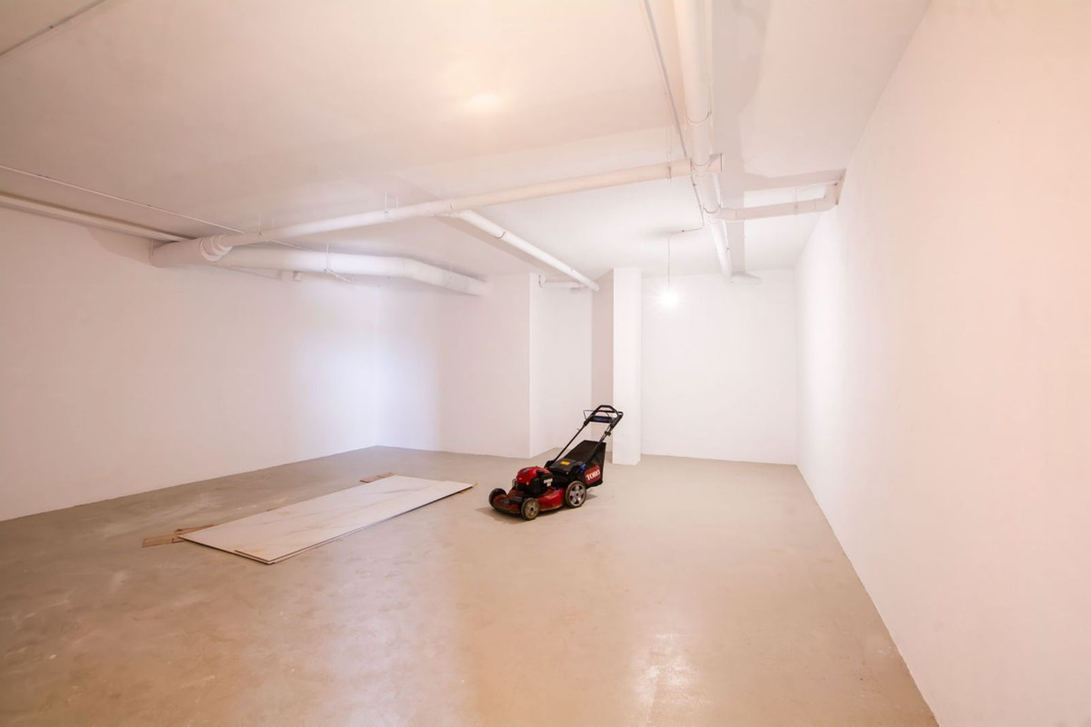 Se vende Apartamento Planta Baja de 3 dormitorios en Costa Del Sol, Málaga, España