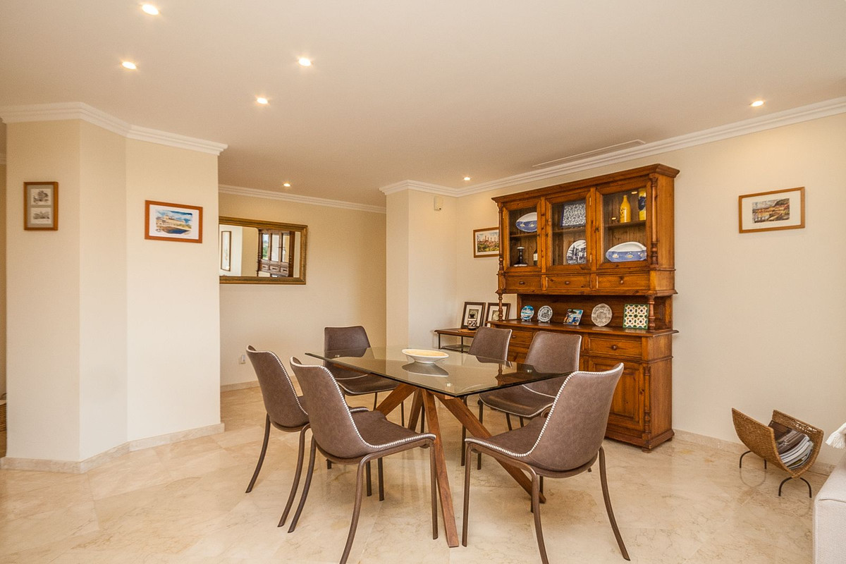 3 Bed Apartment for sale in Elviria Costa Del Sol, Málaga, Spain