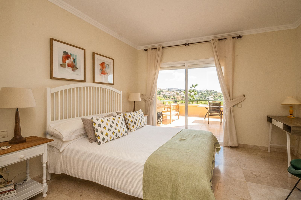 3 Bed Apartment for sale in Elviria Costa Del Sol, Málaga, Spain