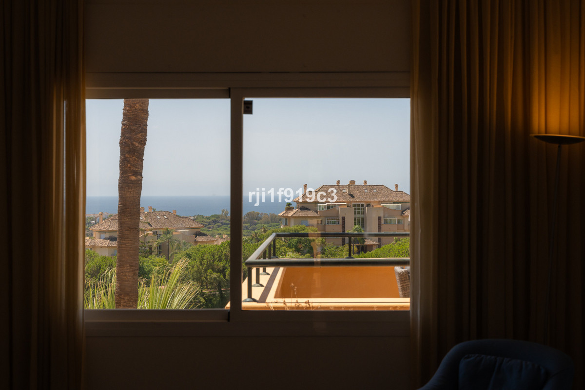 3 Bed Apartment for sale in Elviria Costa Del Sol, Málaga, Spain