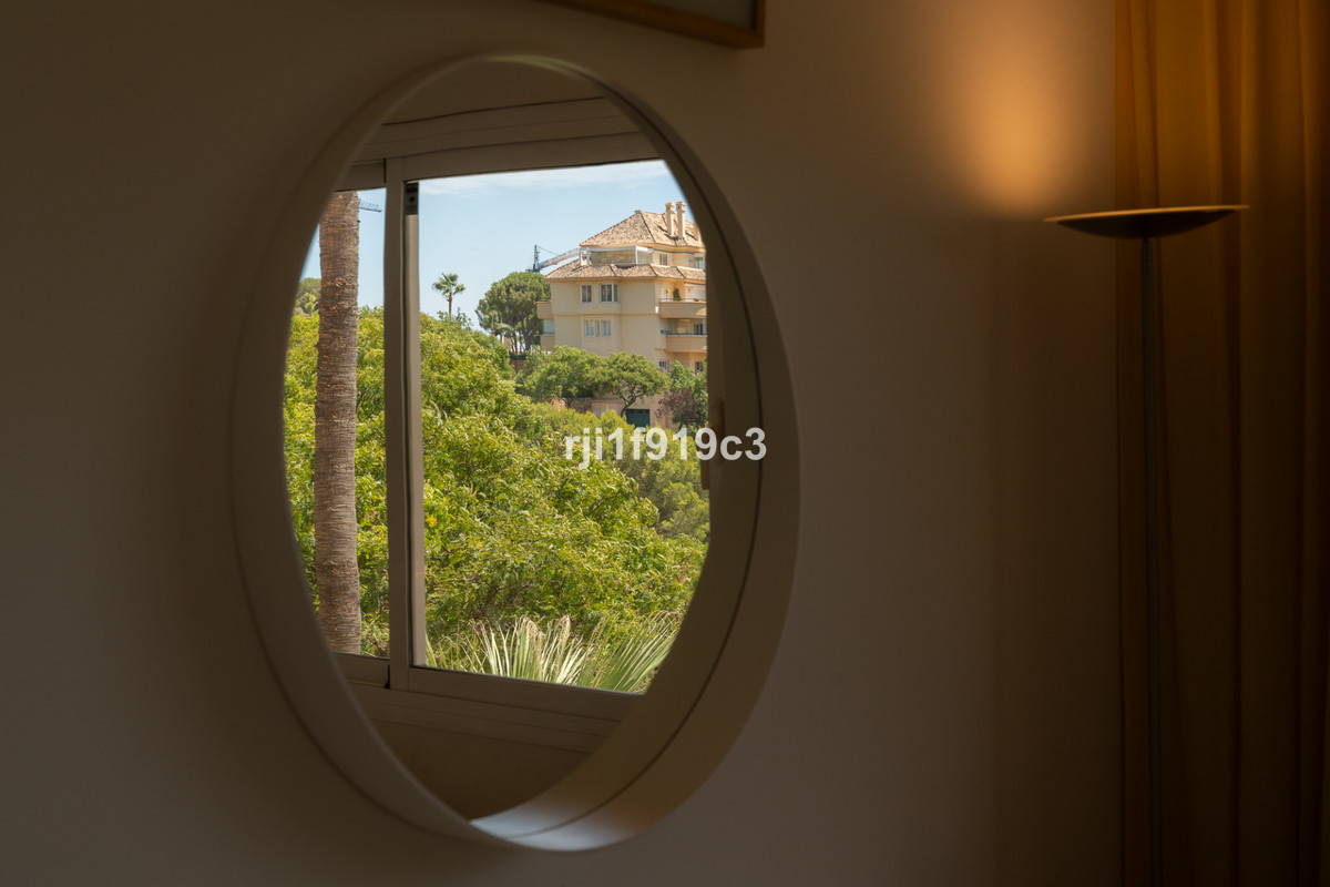 3 Bed Apartment for sale in Elviria Costa Del Sol, Málaga, Spain