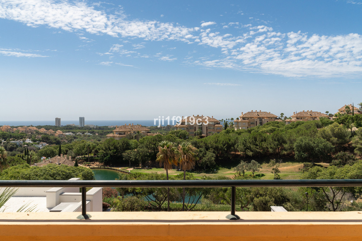 3 Bed Apartment for sale in Elviria Costa Del Sol, Málaga, Spain