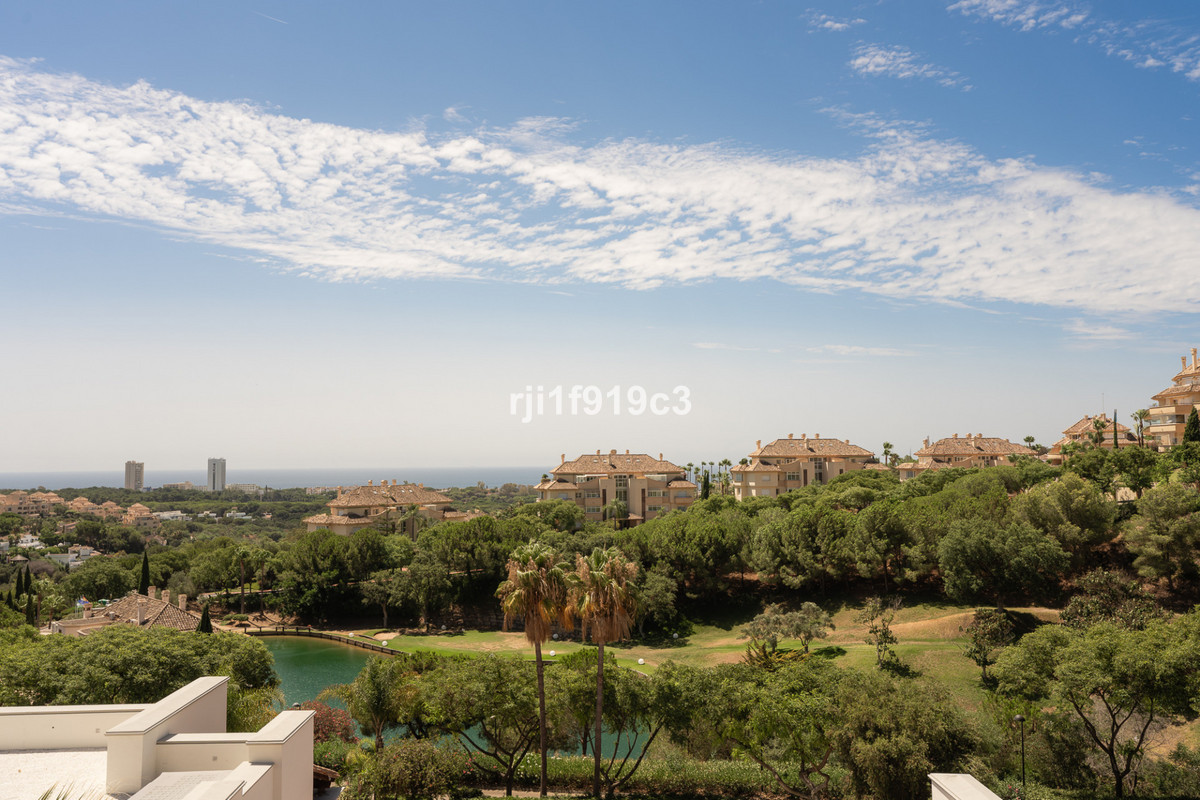 3 Bed Apartment for sale in Elviria Costa Del Sol, Málaga, Spain