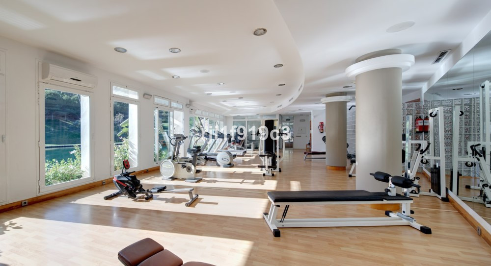 3 Bed Apartment for sale in Elviria Costa Del Sol, Málaga, Spain