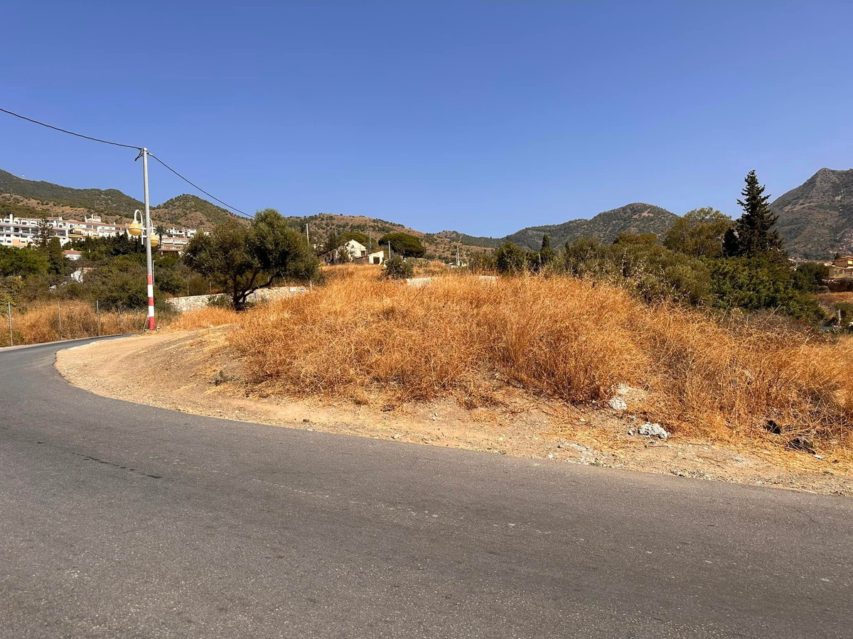 Se vende Terreno Rustico  en Costa Del Sol, Málaga, España