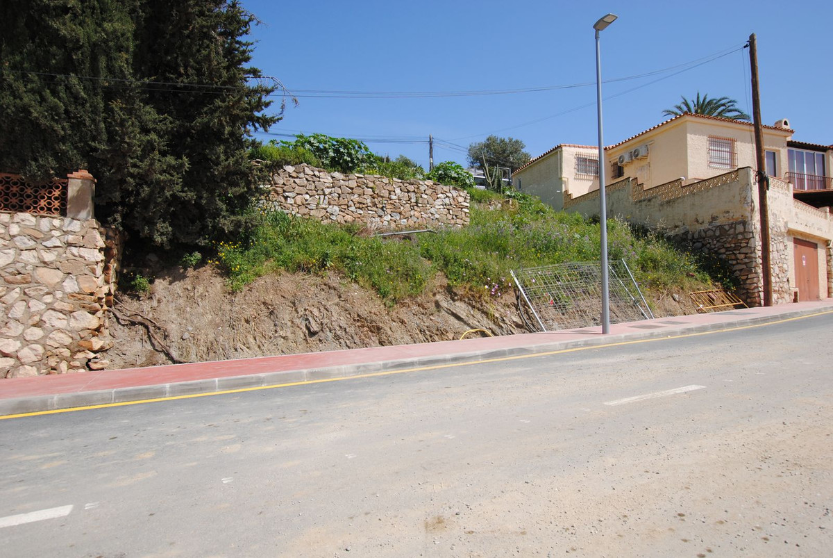 Se vende Terreno Urbano  en Costa Del Sol, Málaga, España