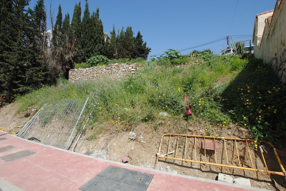 Se vende Terreno Urbano  en Costa Del Sol, Málaga, España