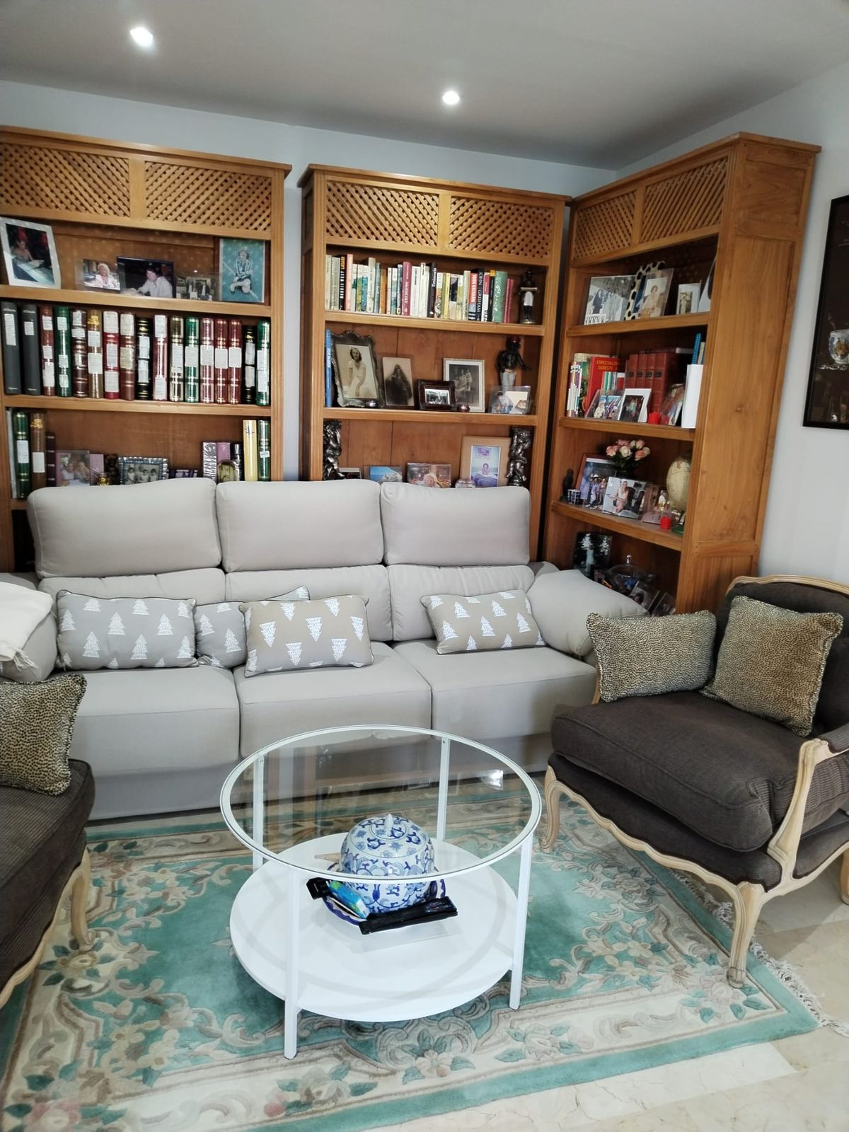 3 Bed Apartment for sale in Marbella Costa Del Sol, Málaga, Spain