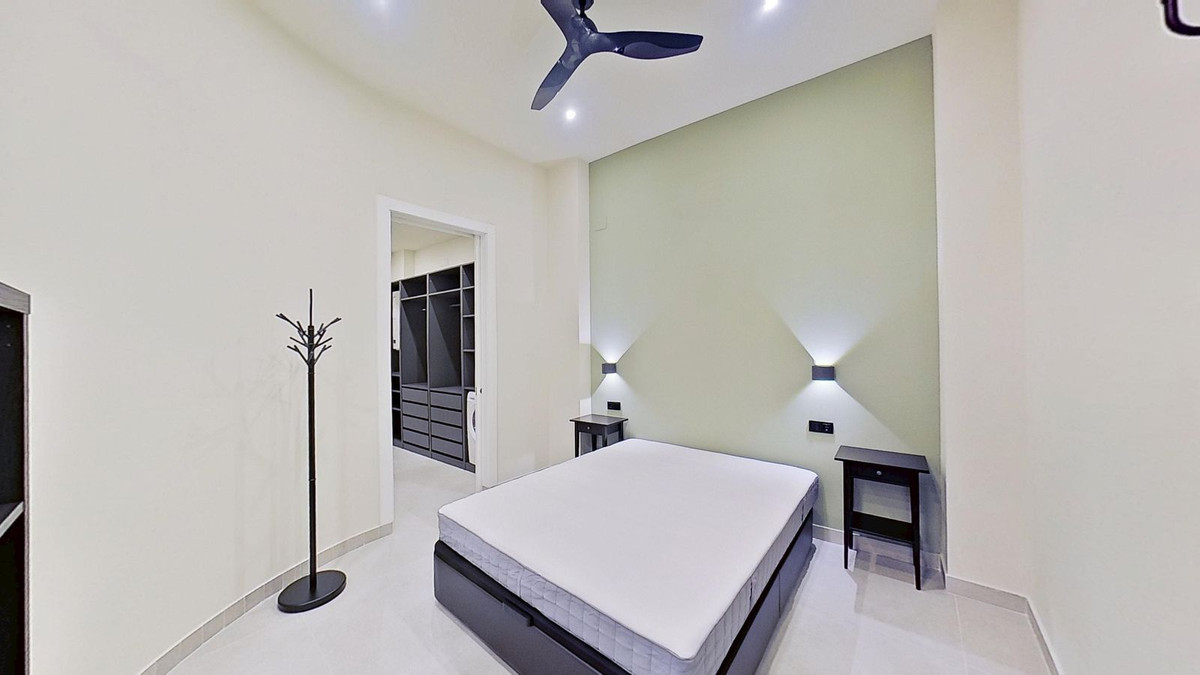 Se vende Apartamento Planta Baja de 2 dormitorios en Málaga Ciudad, Málaga, España