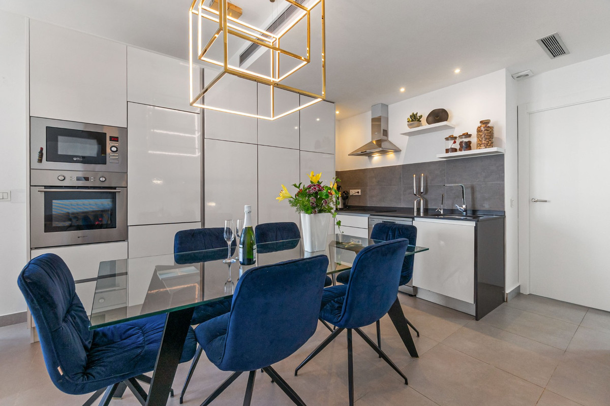 Se vende Villa - Chalet de 3 dormitorios en Costa Blanca, Alicante, España