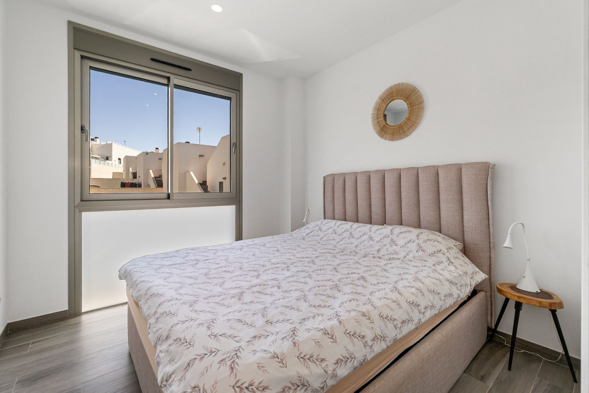 Se vende Villa - Chalet de 3 dormitorios en Costa Blanca, Alicante, España