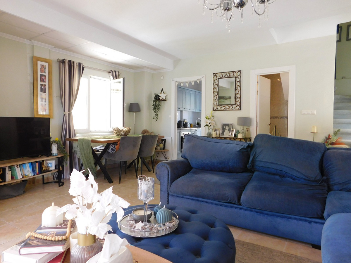 Se vende Villa - Chalet de 3 dormitorios en Costa Blanca, Alicante, España