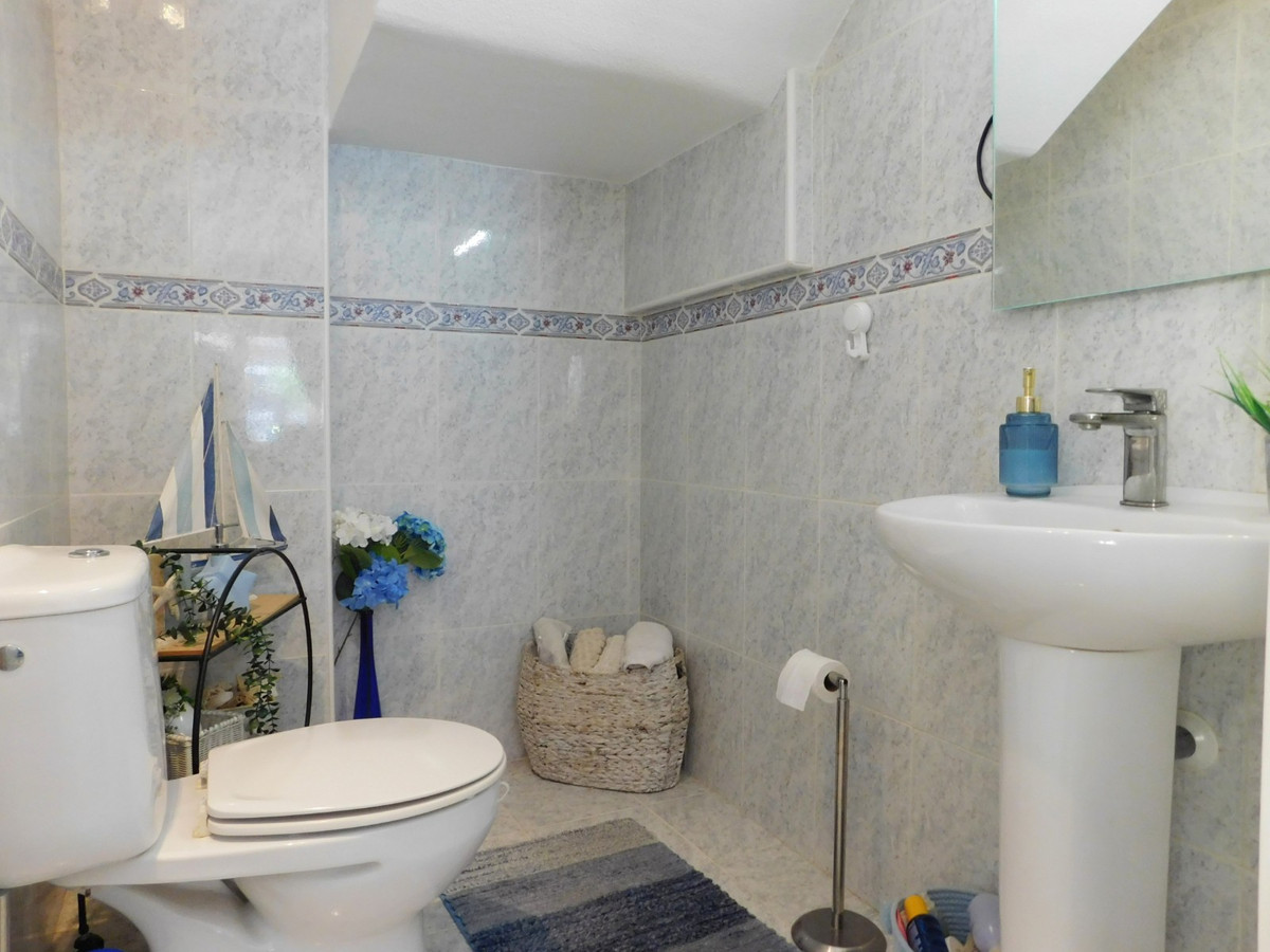 Se vende Villa - Chalet de 3 dormitorios en Costa Blanca, Alicante, España