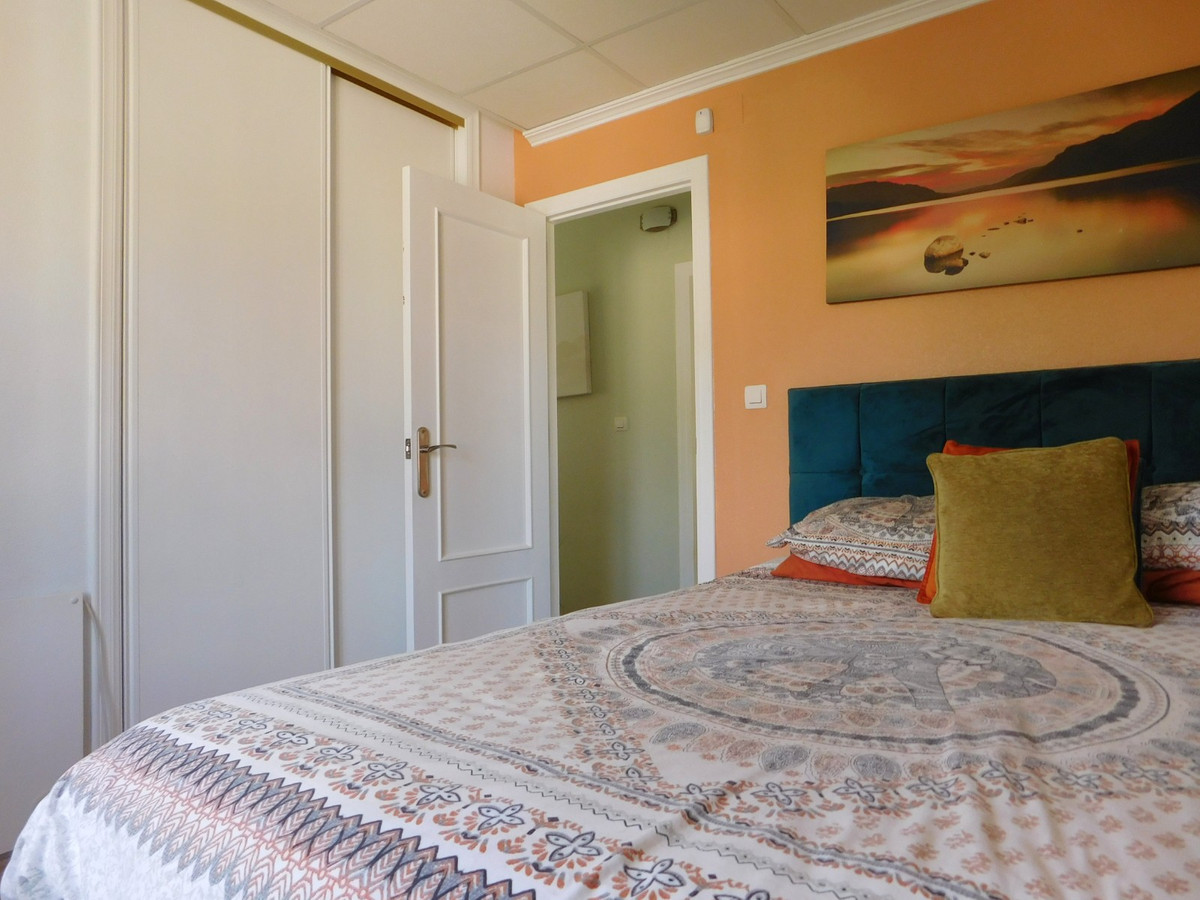 Se vende Villa - Chalet de 3 dormitorios en Costa Blanca, Alicante, España