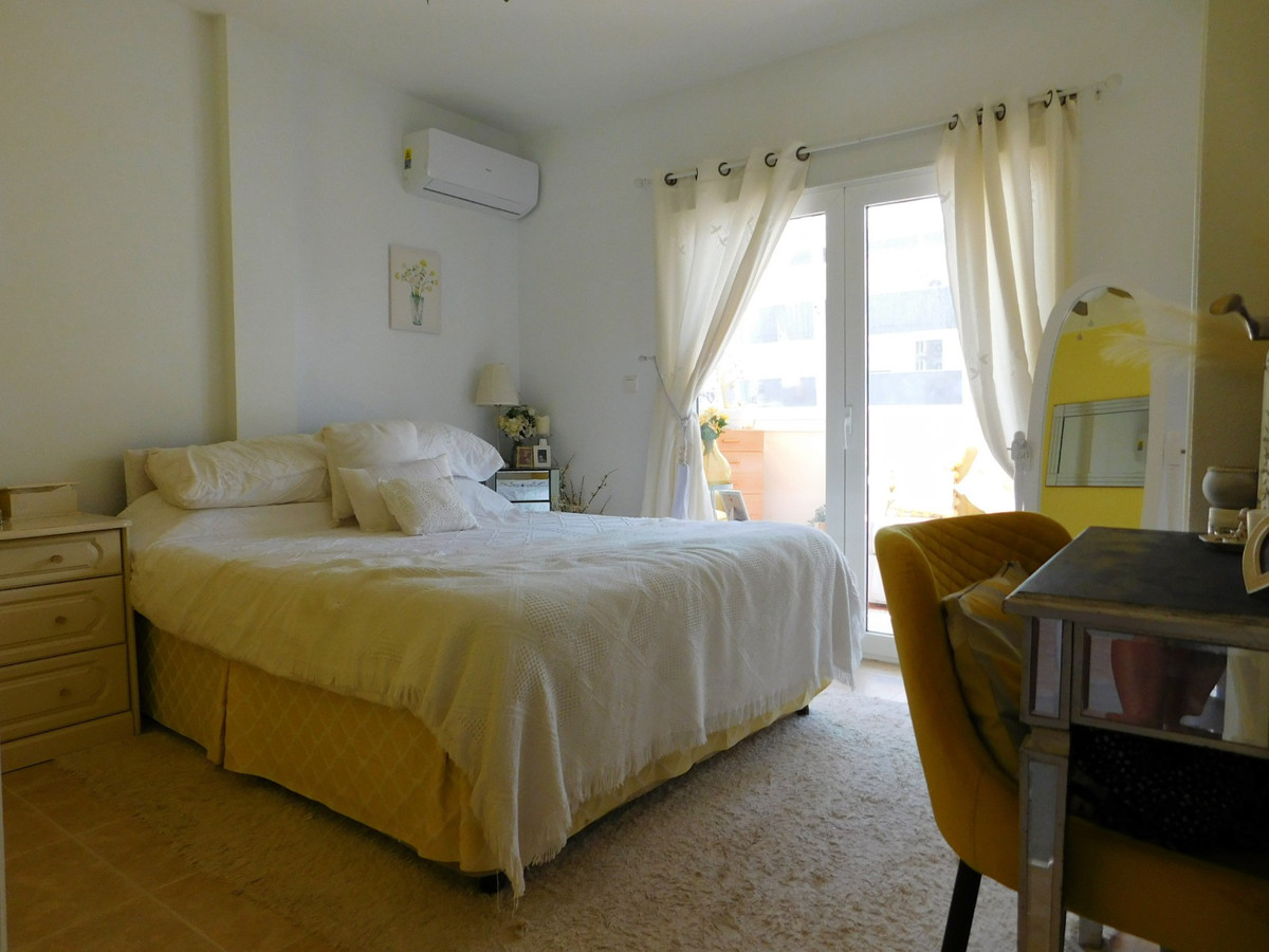 Se vende Villa - Chalet de 3 dormitorios en Costa Blanca, Alicante, España