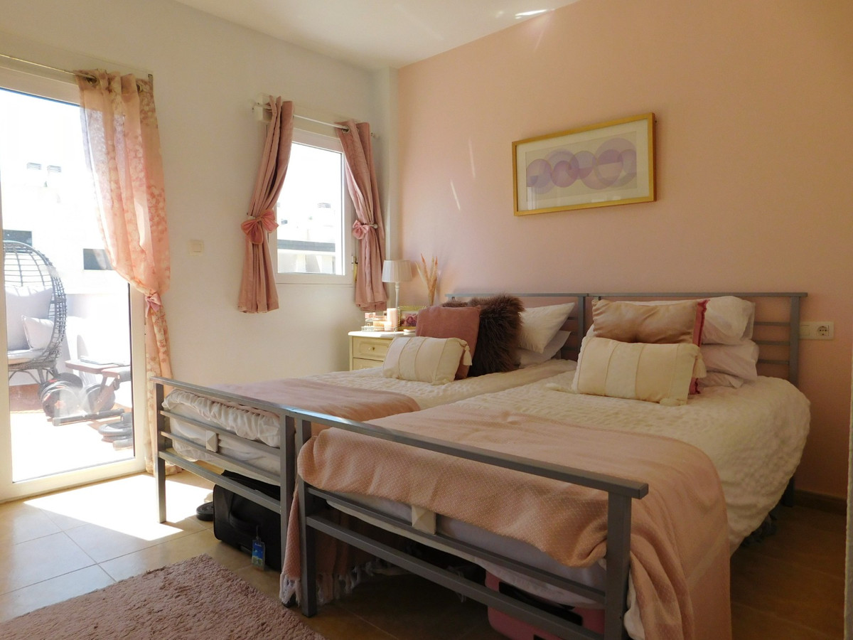 Se vende Villa - Chalet de 3 dormitorios en Costa Blanca, Alicante, España