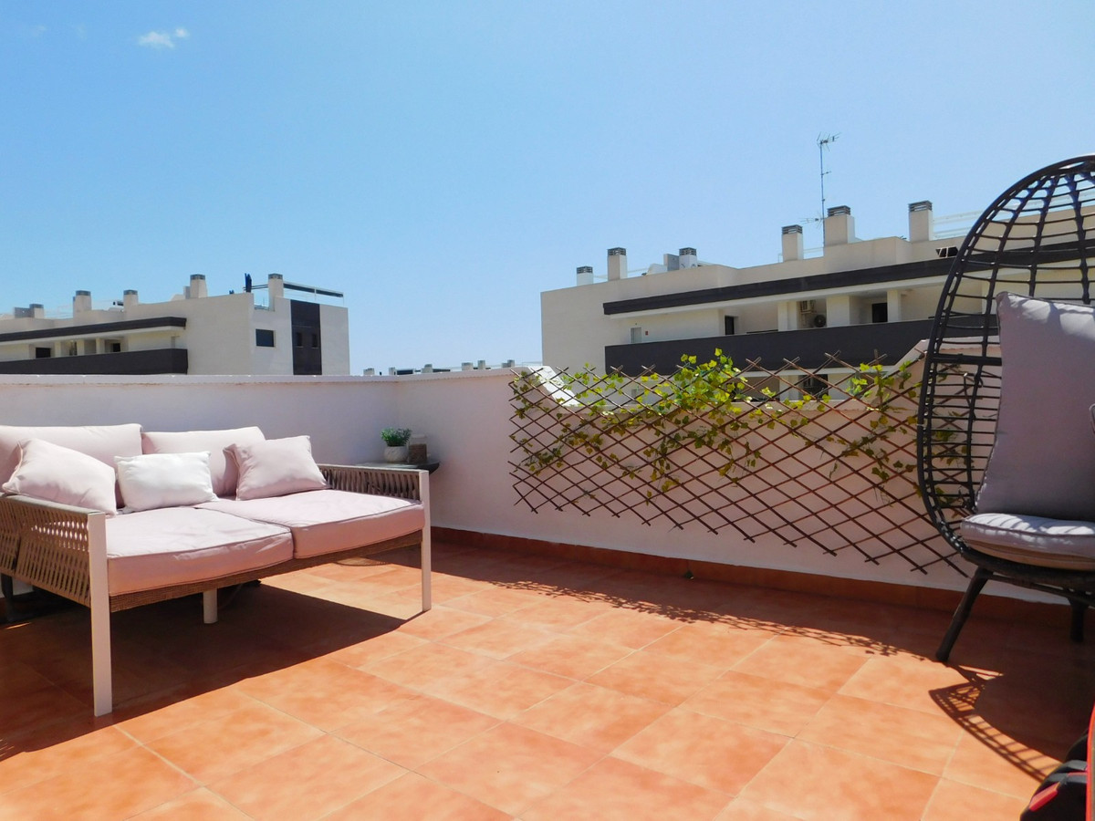 Se vende Villa - Chalet de 3 dormitorios en Costa Blanca, Alicante, España