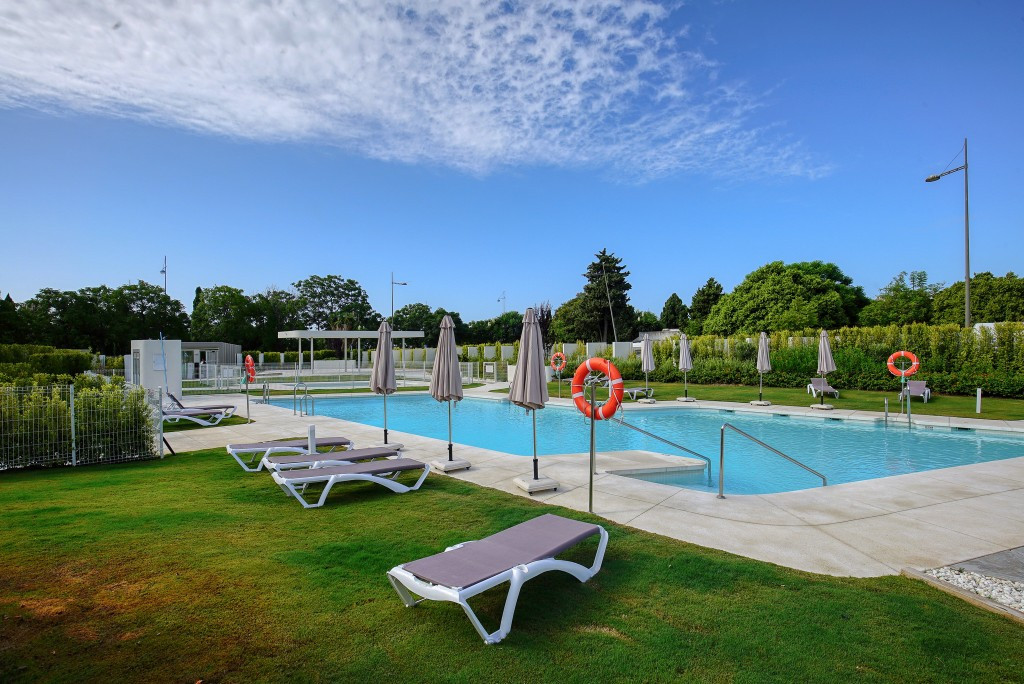 3 Bed Apartment for sale in San Pedro De Alcántara Costa Del Sol, Málaga, Spain