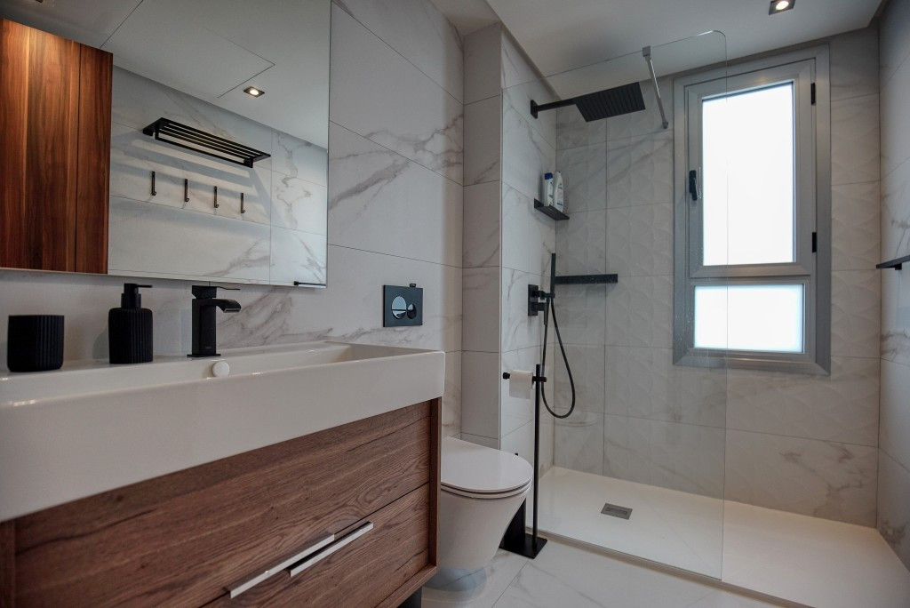 3 Bed Apartment for sale in San Pedro De Alcántara Costa Del Sol, Málaga, Spain