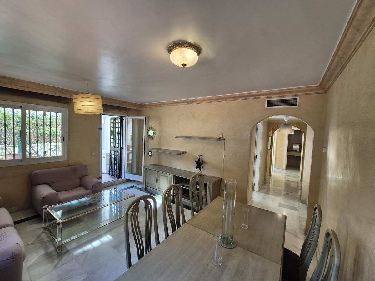 Se vende Apartamento Planta Baja de 3 dormitorios en Costa Del Sol, Málaga, España