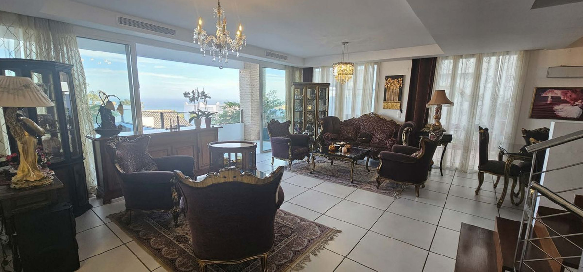 4 Bed Townhouse for sale in Benalmadena Costa Del Sol, Málaga, Spain