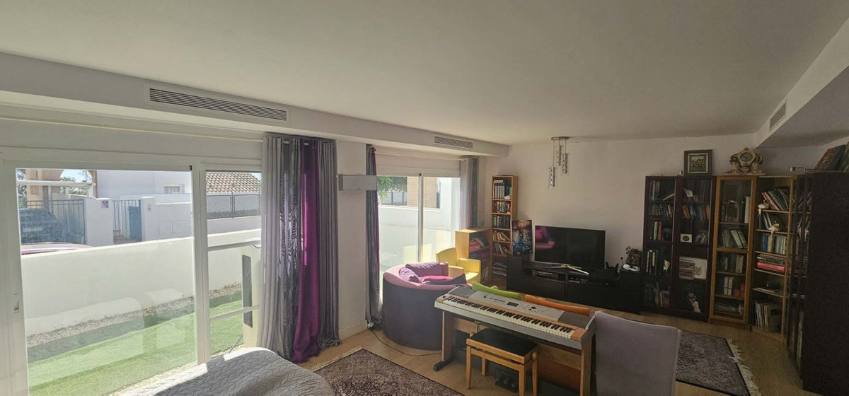 4 Bed Townhouse for sale in Benalmadena Costa Del Sol, Málaga, Spain